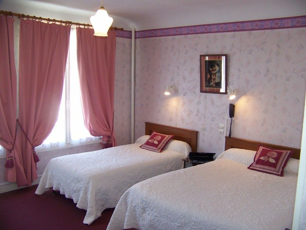 Hotel La Pocatiere Coutances Exterior photo