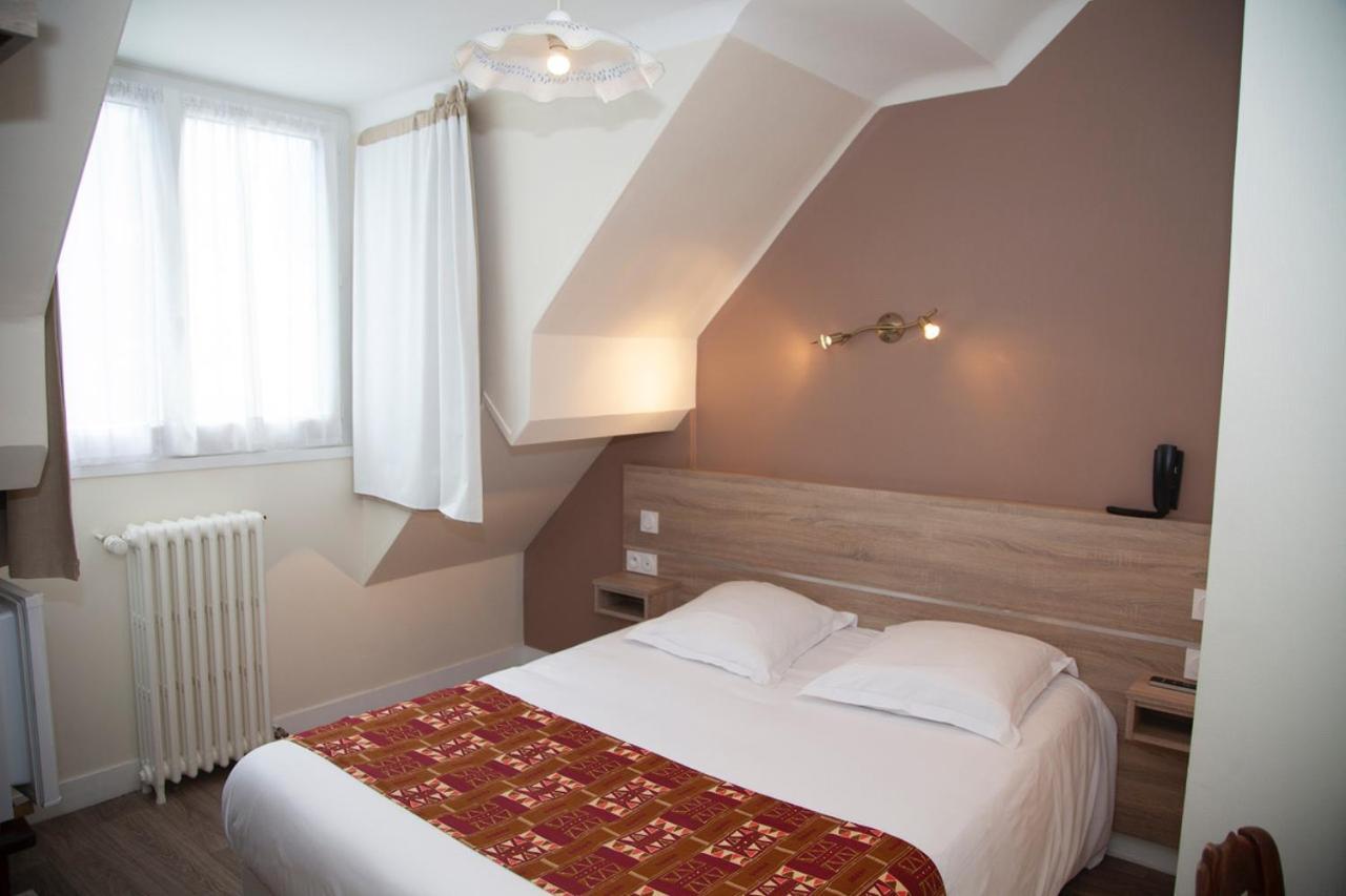 Hotel La Pocatiere Coutances Exterior photo